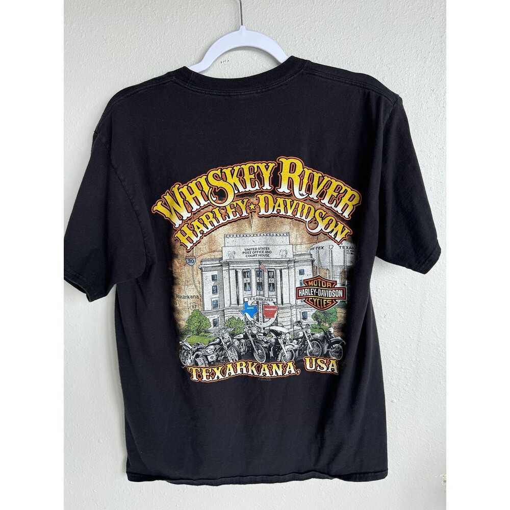 Harley Davidson Whiskey River Tee Mens M Black Pocket T Shirt Texarkana USA